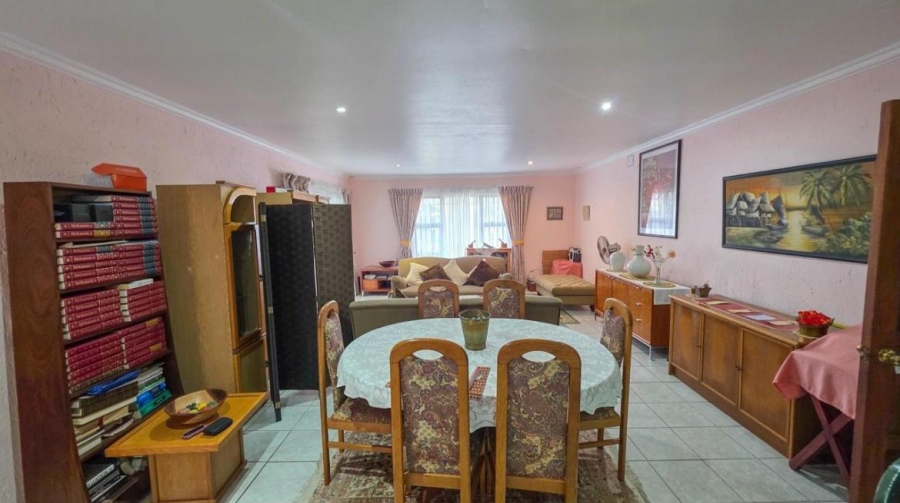 2 Bedroom Property for Sale in Margate KwaZulu-Natal