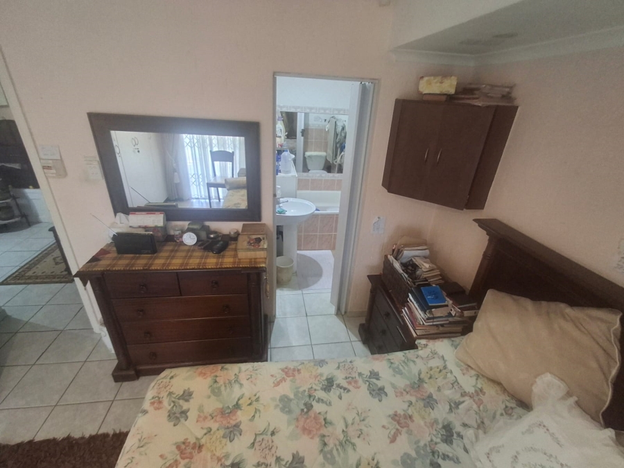 2 Bedroom Property for Sale in Margate KwaZulu-Natal