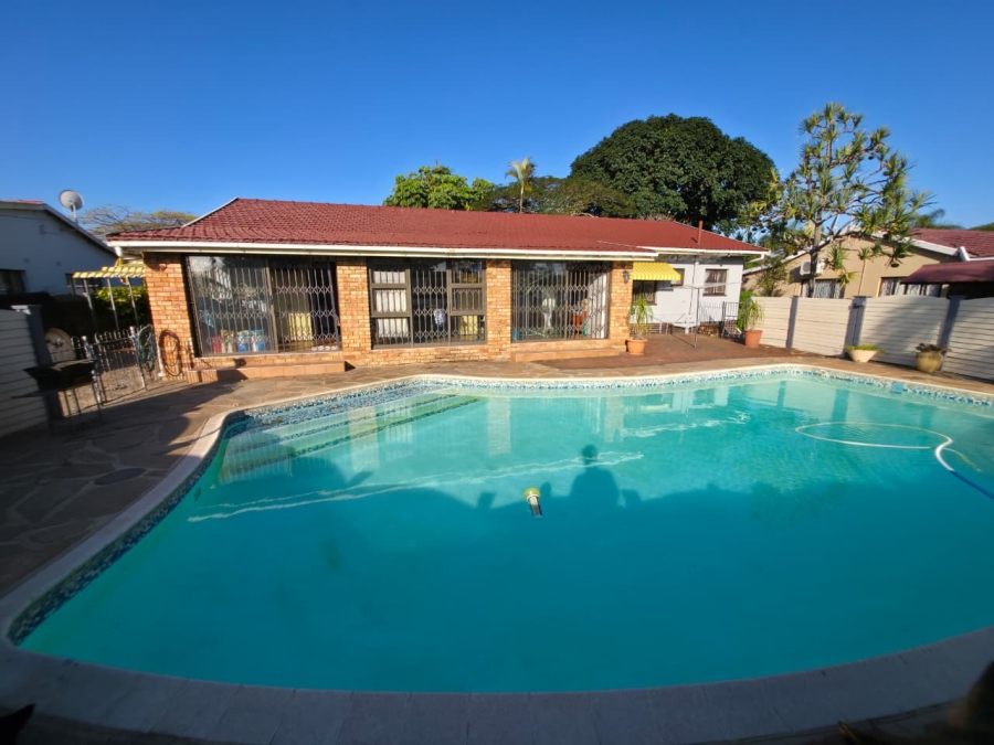 3 Bedroom Property for Sale in Athlone Park KwaZulu-Natal