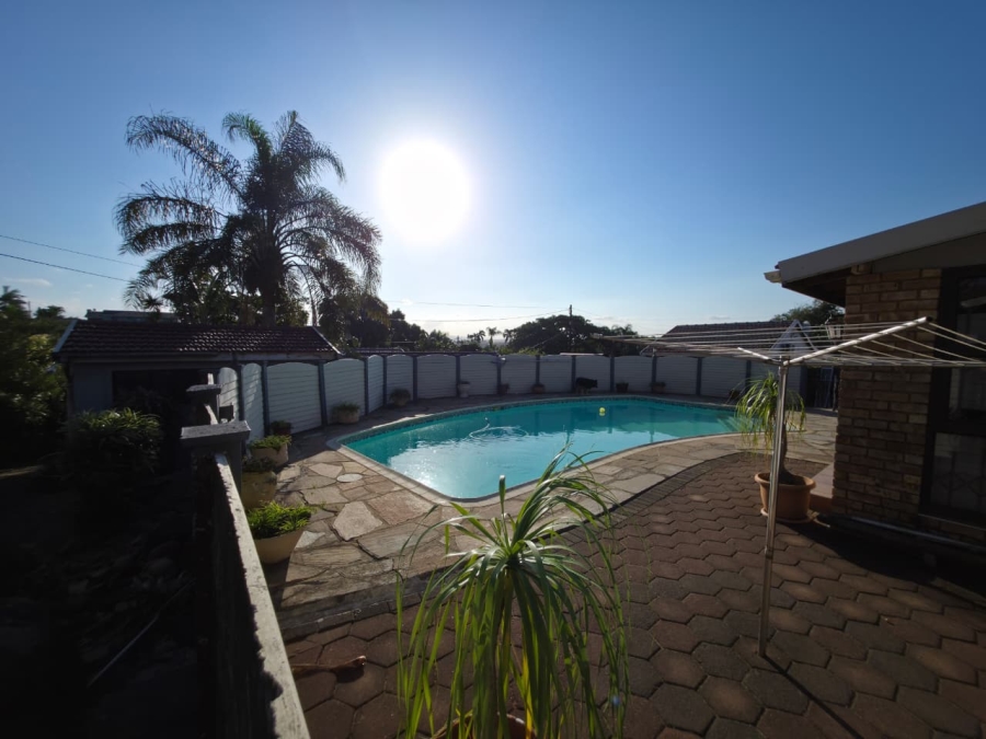 3 Bedroom Property for Sale in Athlone Park KwaZulu-Natal