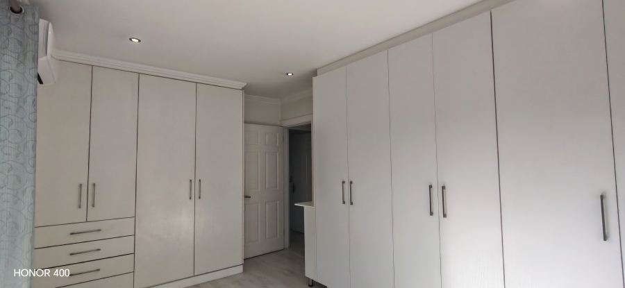 2 Bedroom Property for Sale in Kindlewood Estate KwaZulu-Natal