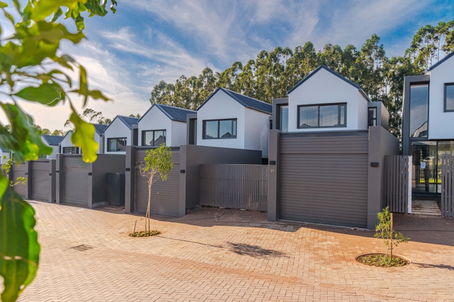 3 Bedroom Property for Sale in Elaleni Coastal Forest Estate KwaZulu-Natal