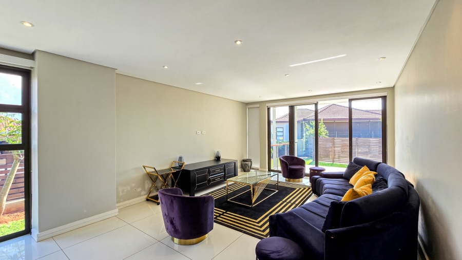 6 Bedroom Property for Sale in Izinga KwaZulu-Natal