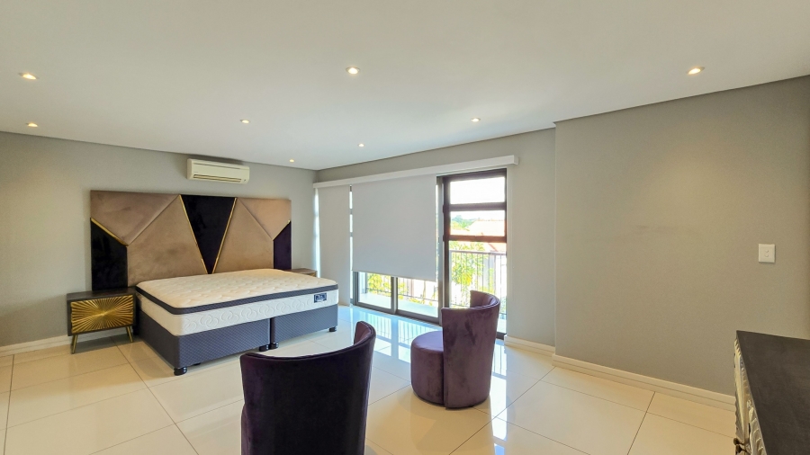 6 Bedroom Property for Sale in Izinga KwaZulu-Natal