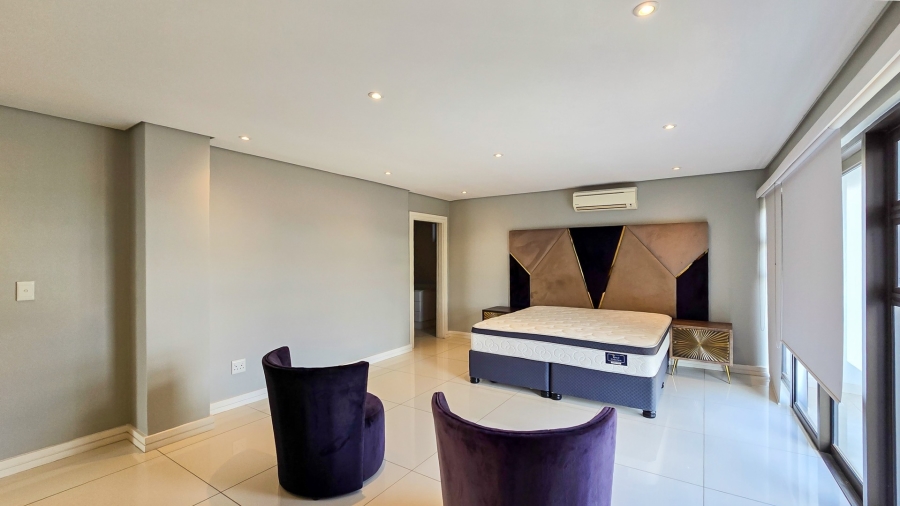 6 Bedroom Property for Sale in Izinga KwaZulu-Natal