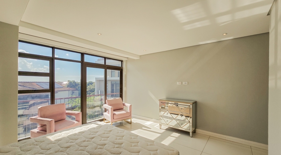 6 Bedroom Property for Sale in Izinga KwaZulu-Natal