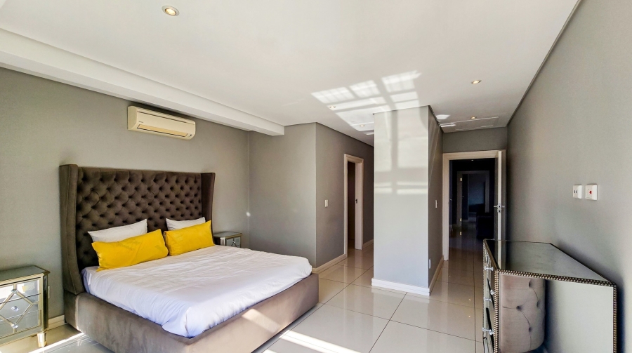 6 Bedroom Property for Sale in Izinga KwaZulu-Natal