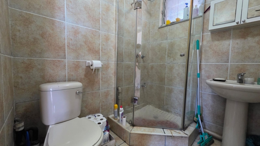 2 Bedroom Property for Sale in Westridge KwaZulu-Natal