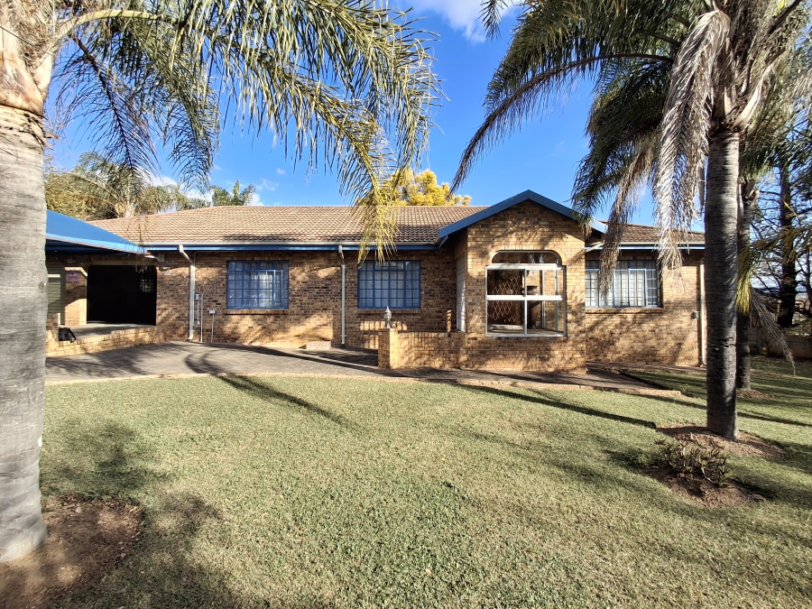 3 Bedroom Property for Sale in Aviary Hill KwaZulu-Natal