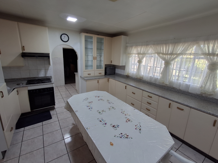 3 Bedroom Property for Sale in Aviary Hill KwaZulu-Natal
