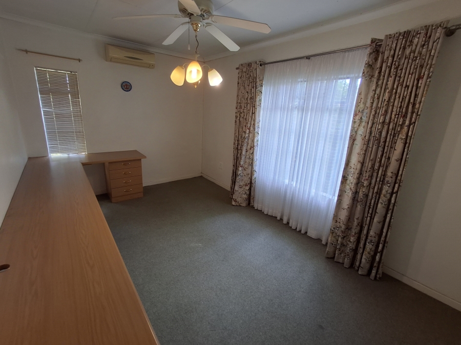 3 Bedroom Property for Sale in Aviary Hill KwaZulu-Natal