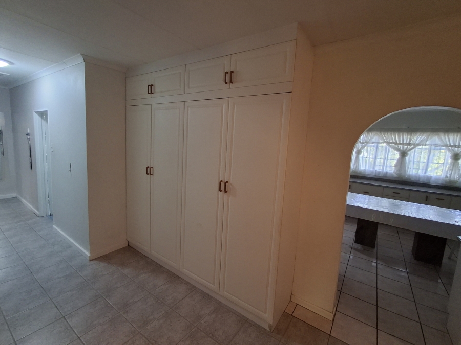 3 Bedroom Property for Sale in Aviary Hill KwaZulu-Natal