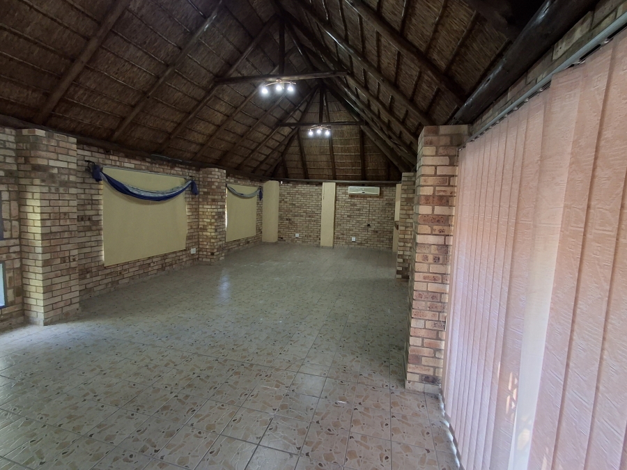 3 Bedroom Property for Sale in Aviary Hill KwaZulu-Natal