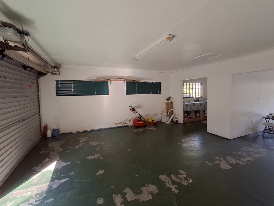 3 Bedroom Property for Sale in Aviary Hill KwaZulu-Natal