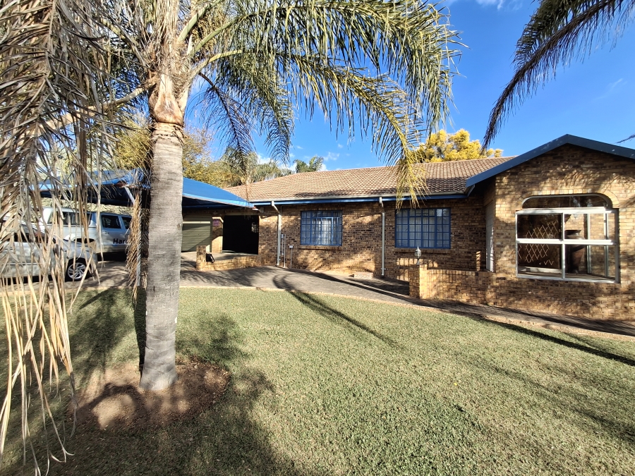 3 Bedroom Property for Sale in Aviary Hill KwaZulu-Natal