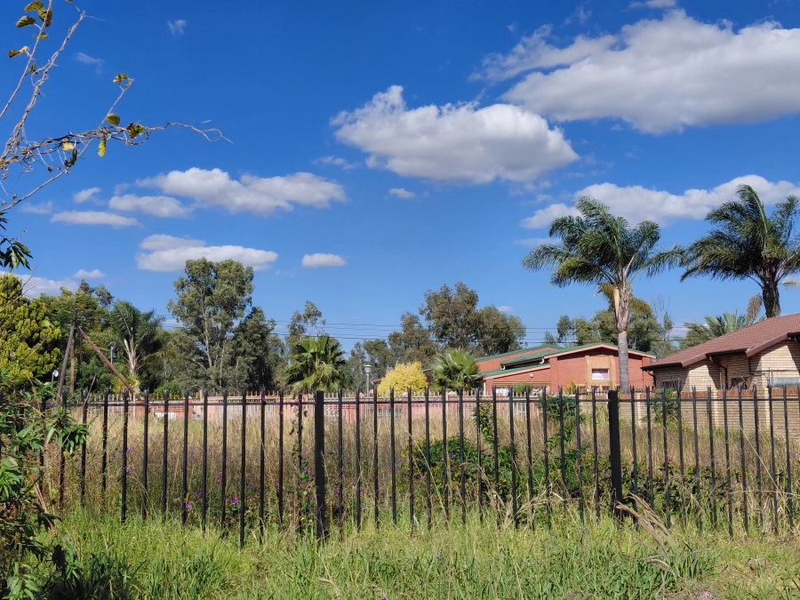 4 Bedroom Property for Sale in Lennoxton KwaZulu-Natal