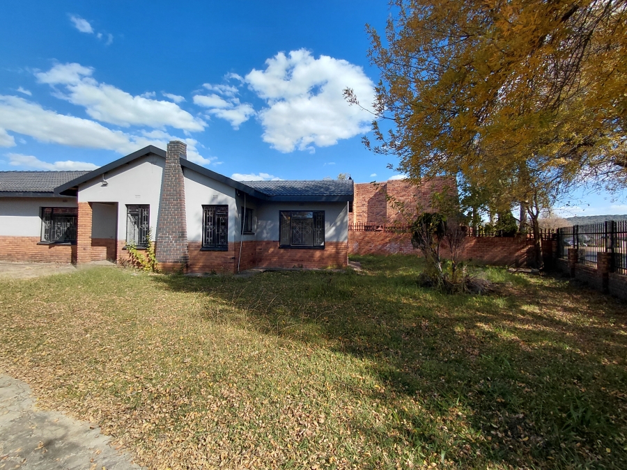 4 Bedroom Property for Sale in Lennoxton KwaZulu-Natal