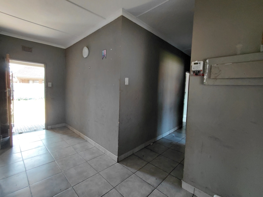 4 Bedroom Property for Sale in Lennoxton KwaZulu-Natal
