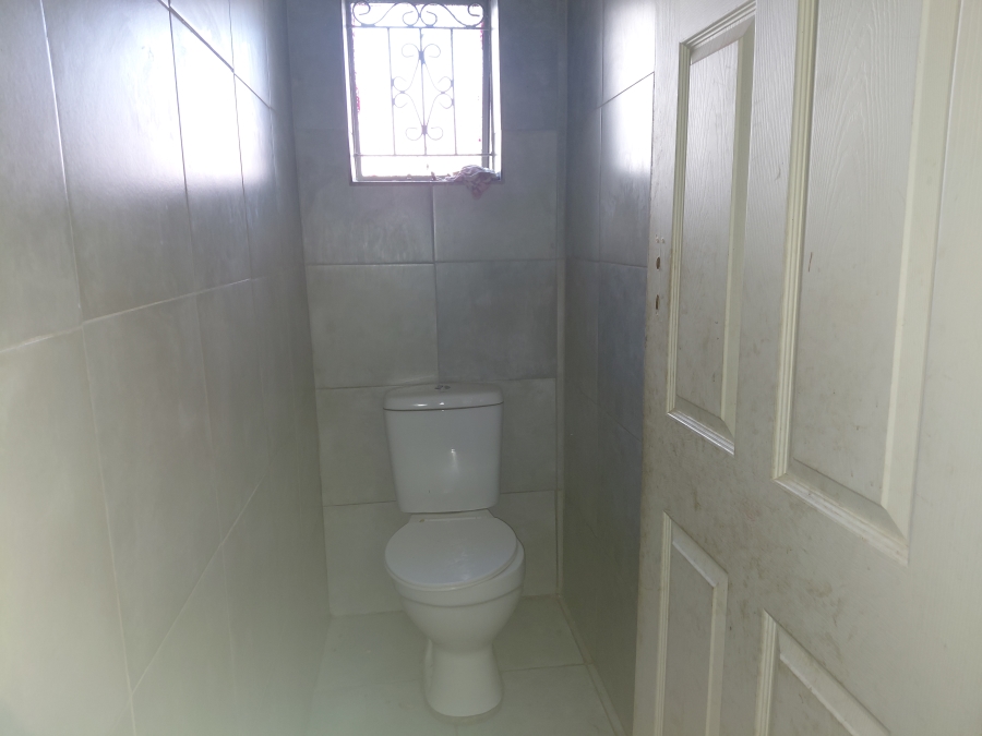 4 Bedroom Property for Sale in Lennoxton KwaZulu-Natal