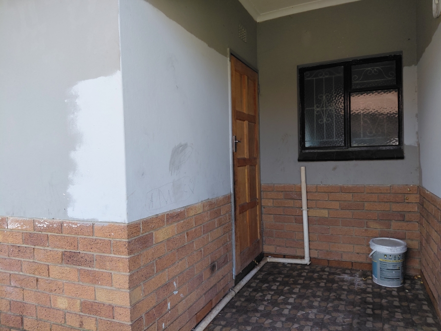 4 Bedroom Property for Sale in Lennoxton KwaZulu-Natal