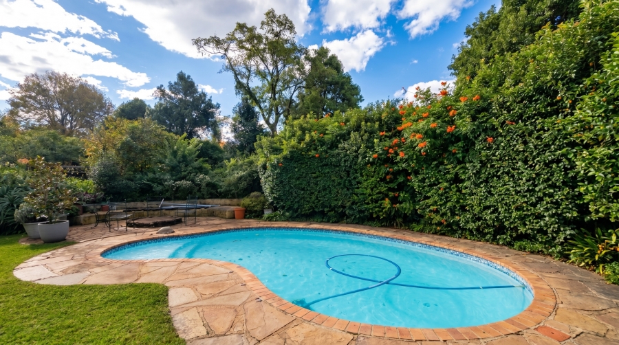 5 Bedroom Property for Sale in Hilton Gardens KwaZulu-Natal