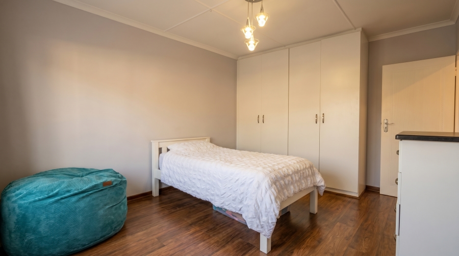 5 Bedroom Property for Sale in Hilton Gardens KwaZulu-Natal