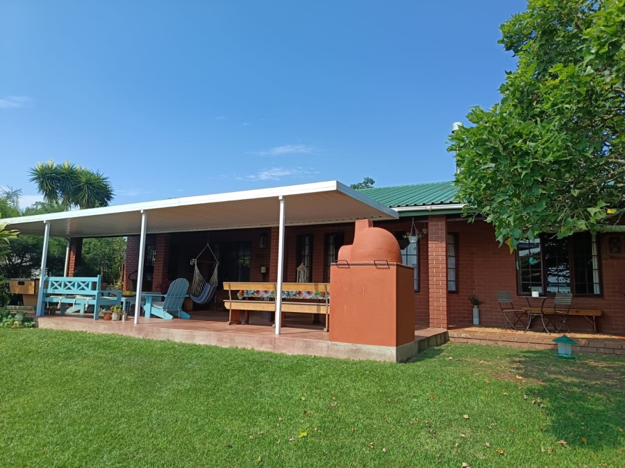 4 Bedroom Property for Sale in Monteseel KwaZulu-Natal