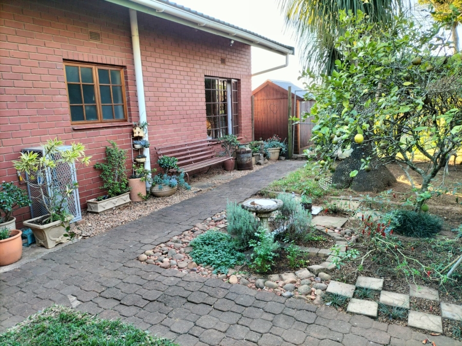 4 Bedroom Property for Sale in Monteseel KwaZulu-Natal