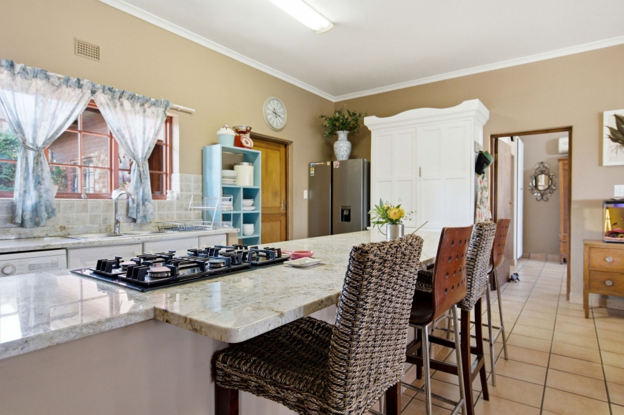4 Bedroom Property for Sale in Monteseel KwaZulu-Natal
