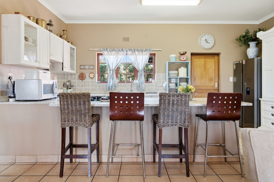 4 Bedroom Property for Sale in Monteseel KwaZulu-Natal