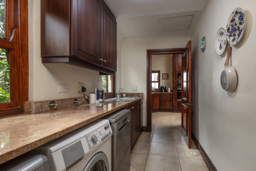 4 Bedroom Property for Sale in Glenwood KwaZulu-Natal