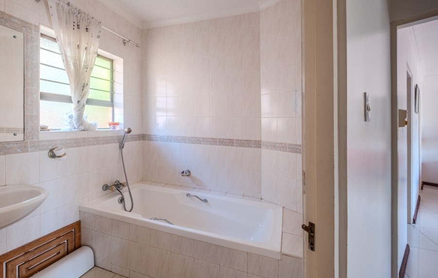 3 Bedroom Property for Sale in La Lucia KwaZulu-Natal