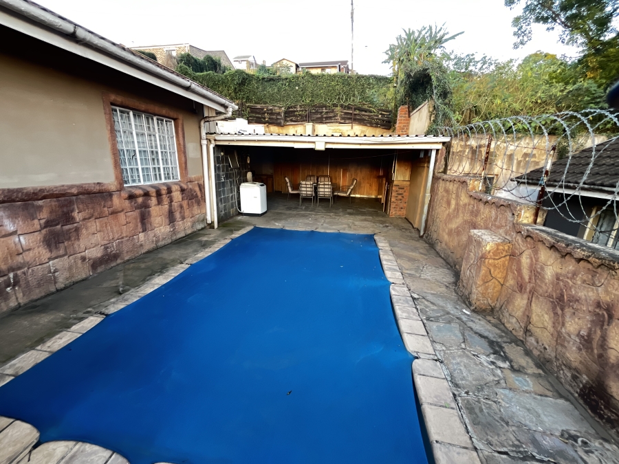 2 Bedroom Property for Sale in Raisethorpe KwaZulu-Natal