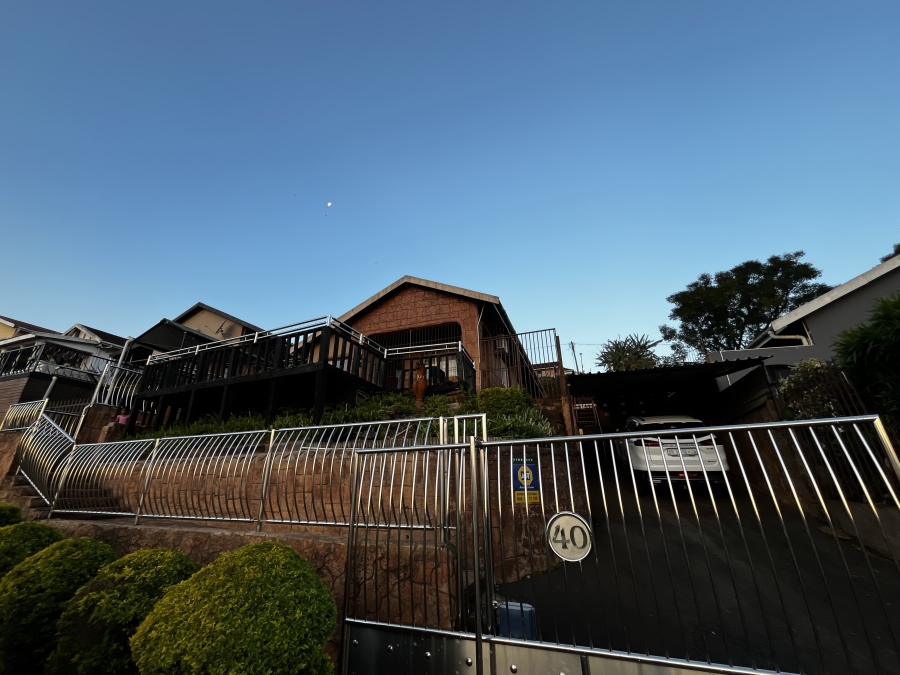 2 Bedroom Property for Sale in Raisethorpe KwaZulu-Natal