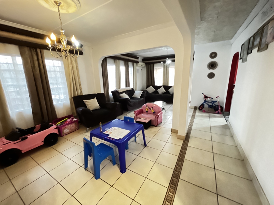 2 Bedroom Property for Sale in Raisethorpe KwaZulu-Natal
