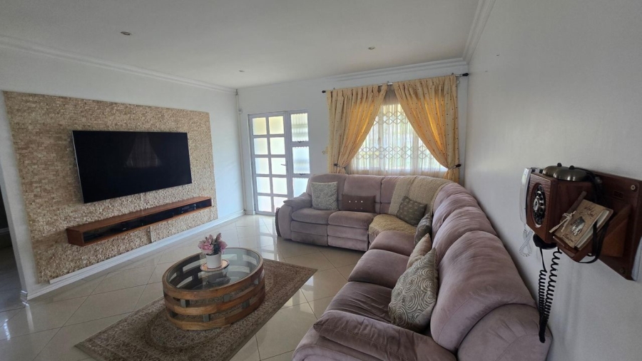 To Let 3 Bedroom Property for Rent in Broadlands KwaZulu-Natal