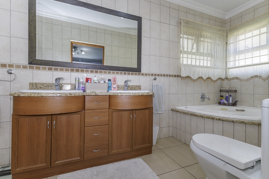 3 Bedroom Property for Sale in Cowies Hill Park KwaZulu-Natal
