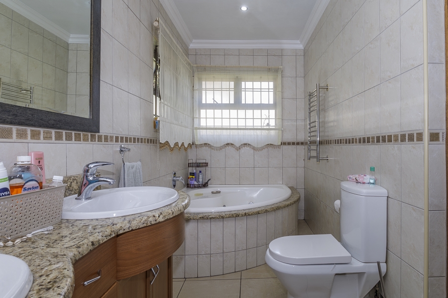3 Bedroom Property for Sale in Cowies Hill Park KwaZulu-Natal