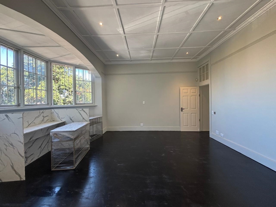 To Let Commercial Property for Rent in Windermere KwaZulu-Natal