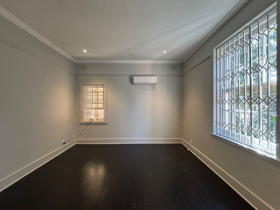 To Let Commercial Property for Rent in Windermere KwaZulu-Natal