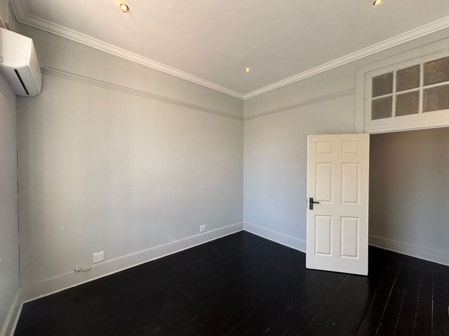 To Let Commercial Property for Rent in Windermere KwaZulu-Natal