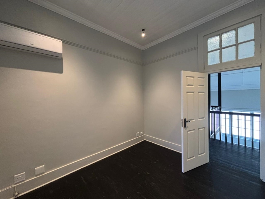 To Let Commercial Property for Rent in Windermere KwaZulu-Natal