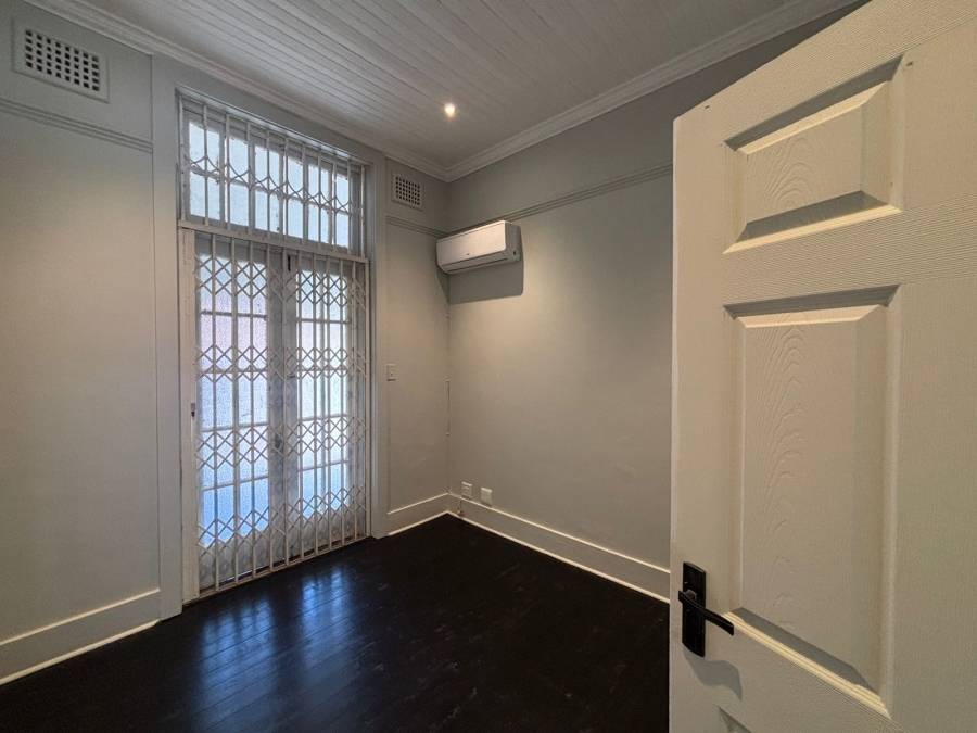 To Let Commercial Property for Rent in Windermere KwaZulu-Natal