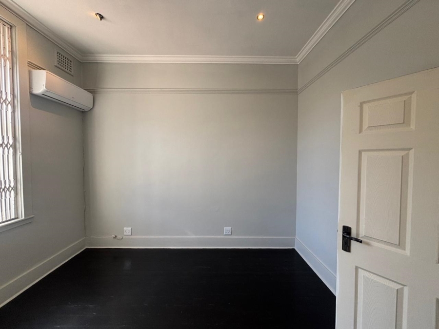 To Let Commercial Property for Rent in Windermere KwaZulu-Natal