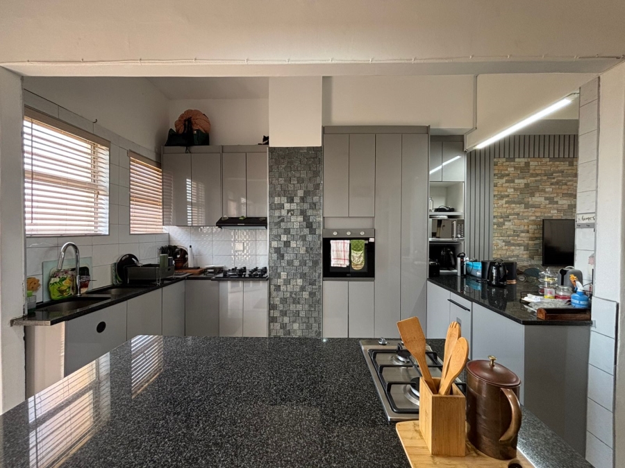 2 Bedroom Property for Sale in North Beach KwaZulu-Natal