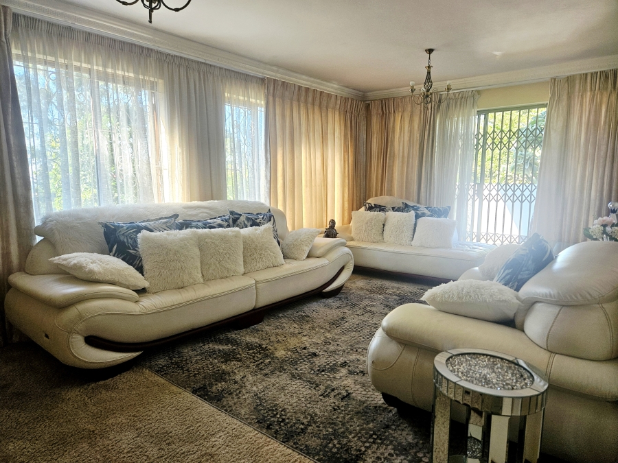 7 Bedroom Property for Sale in Buffels Bosch KwaZulu-Natal