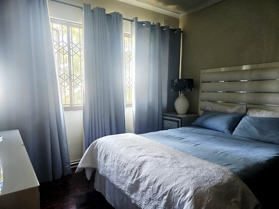 7 Bedroom Property for Sale in Buffels Bosch KwaZulu-Natal
