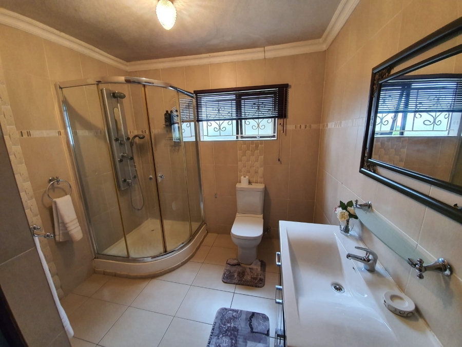 7 Bedroom Property for Sale in Buffels Bosch KwaZulu-Natal