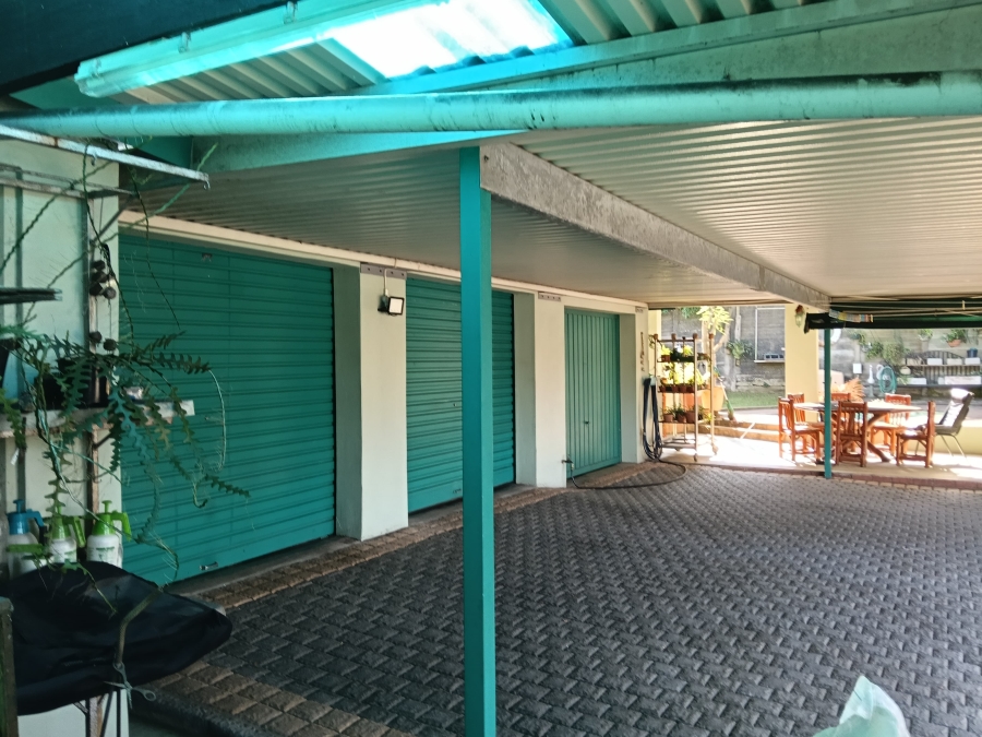 4 Bedroom Property for Sale in Veld En Vlei KwaZulu-Natal