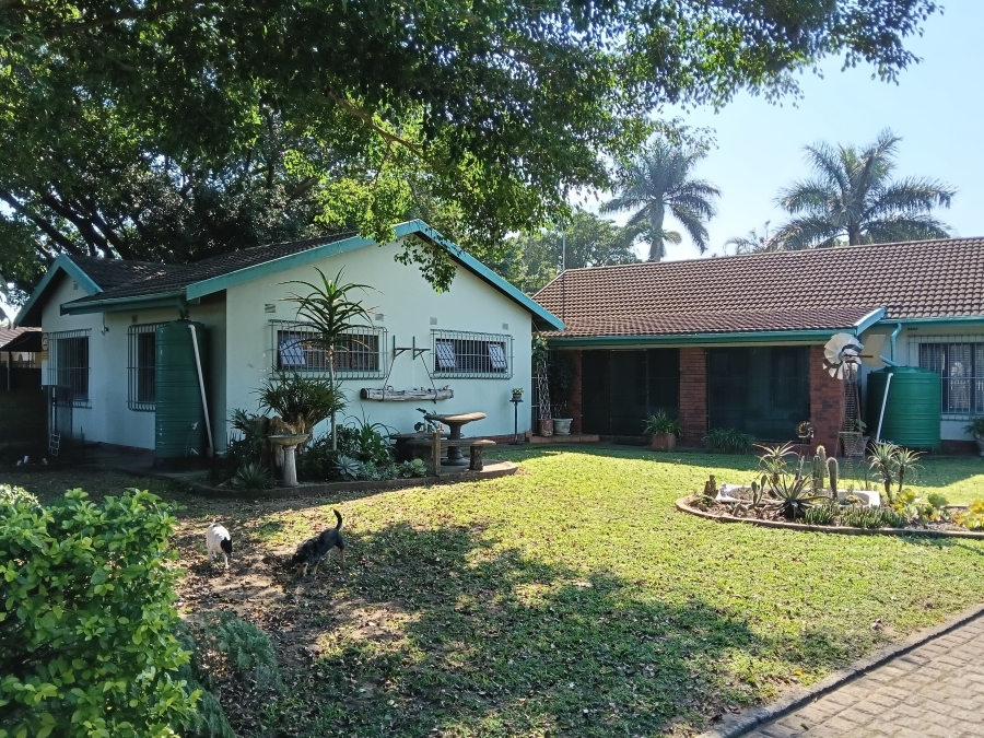 4 Bedroom Property for Sale in Veld En Vlei KwaZulu-Natal